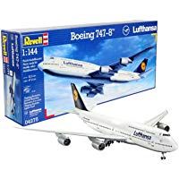 Revell Boeing 747-8"Lufthansa, Color White (04275)