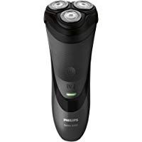 Philips S3110/06 - Afeitadora el&eacute;ctrica en seco, con cuchillas ComfortCut, cabezales de 4 direcciones, negro cromado met&aacute;lico