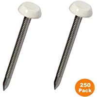 Paquete de 250&nbsp;clavos de 40&nbsp;mm, con cabezas de pol&iacute;mero uPVC color blanco, para tablas de aleros